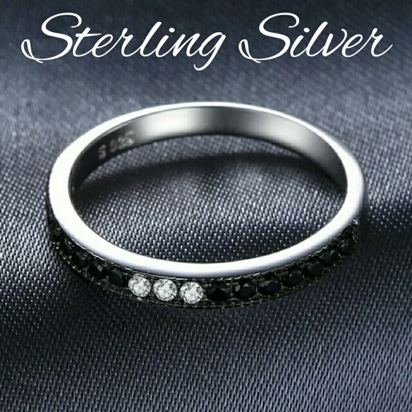 Sterling Silver Black Spinel & CZ Ring Band - Picture 4 of 5